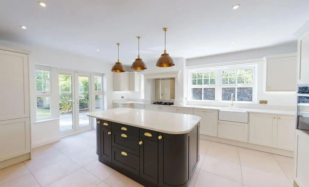 Bespoke Kitchen — Crewe (image 2)